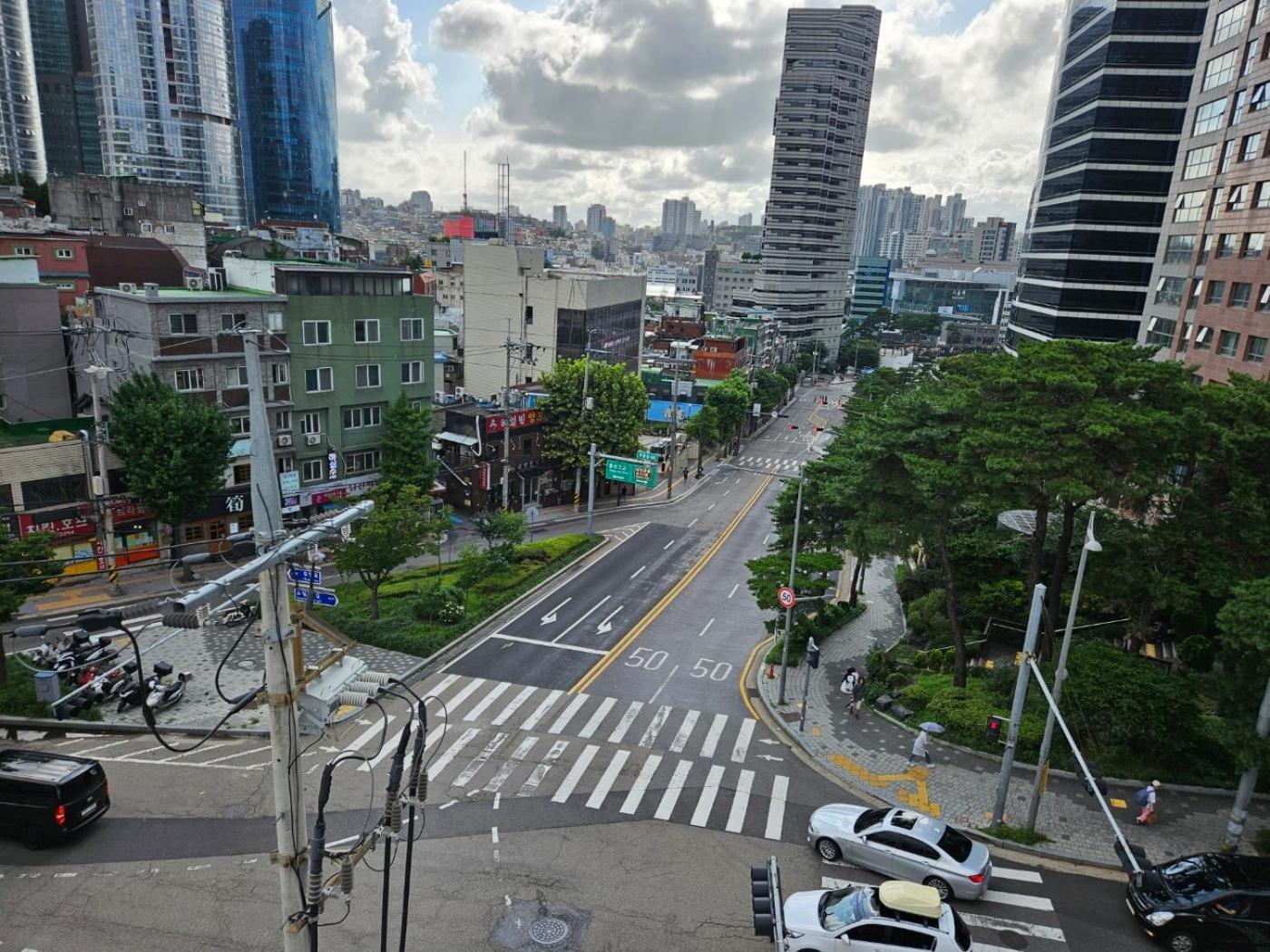 Апартаменты For Family Group, 4Min To Seoul Station Экстерьер фото